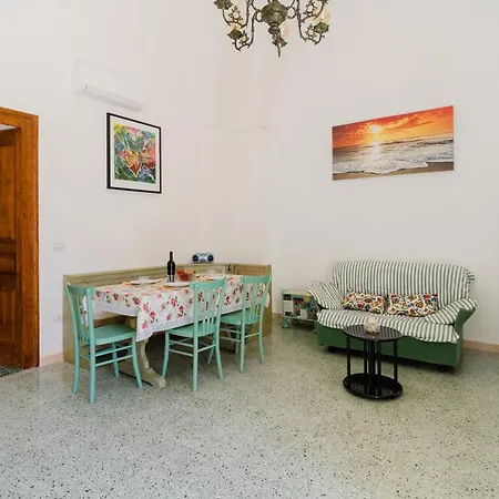 Casa Nadia B7 *